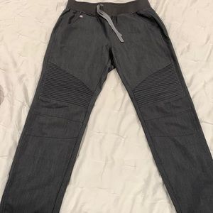 Hardly worn Moto straight legged graphite figs scrub pants.